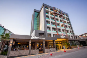 LEVOR HOTEL